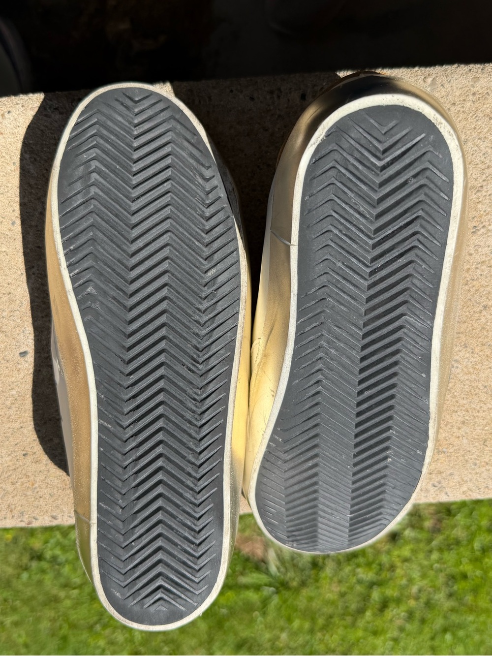Golden Goose Cream Leather Sneakers with Silver Star Accent - Picture 8 of 10